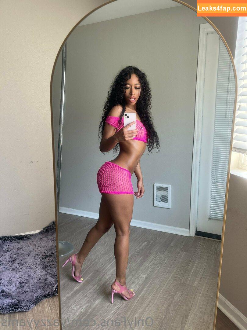 yazzyyams / Queen Yasmeena / yazzylonglegs leaked photo photo #0481