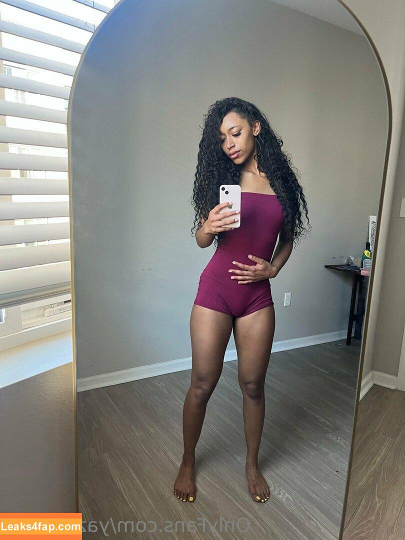 yazzyyams / Queen Yasmeena / yazzylonglegs leaked photo photo #0483