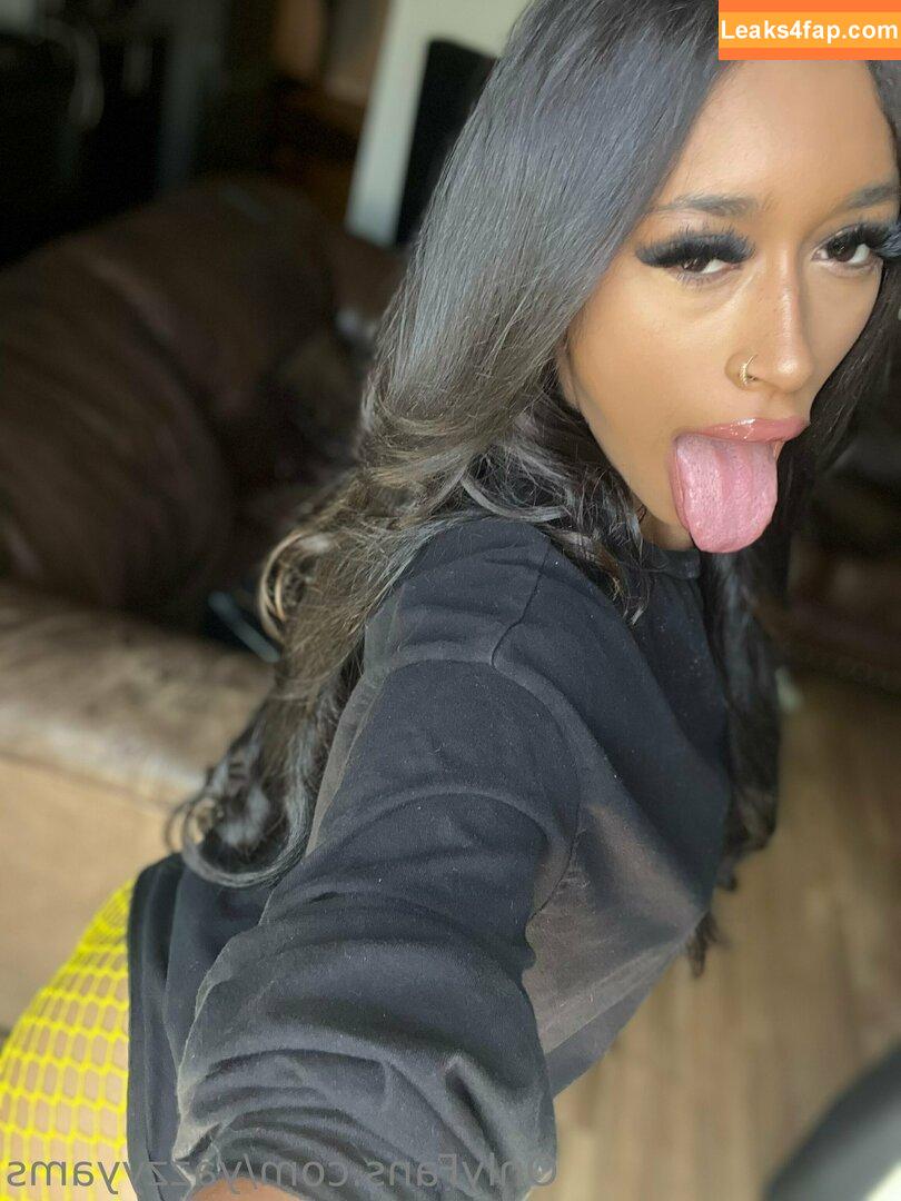yazzyyams / Queen Yasmeena / yazzylonglegs leaked photo photo #0527