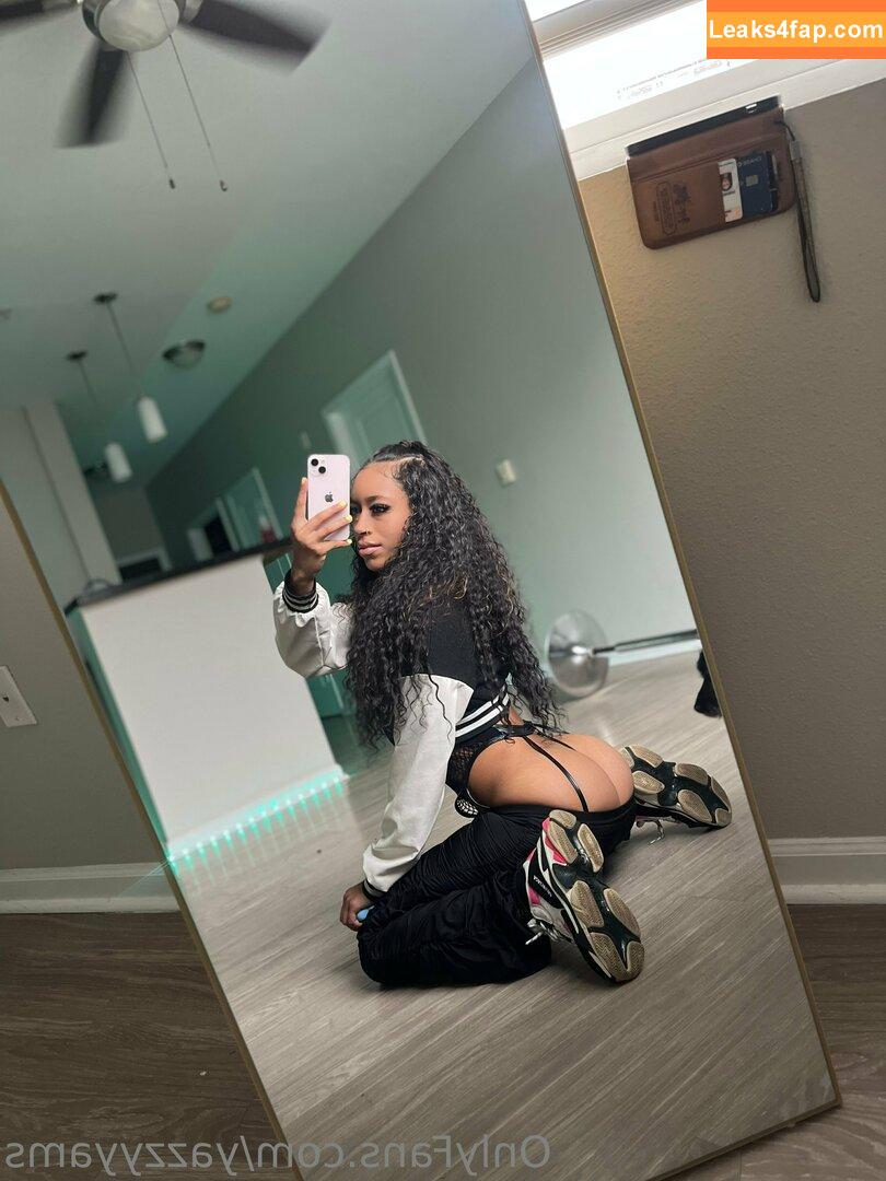 yazzyyams / Queen Yasmeena / yazzylonglegs leaked photo photo #0741