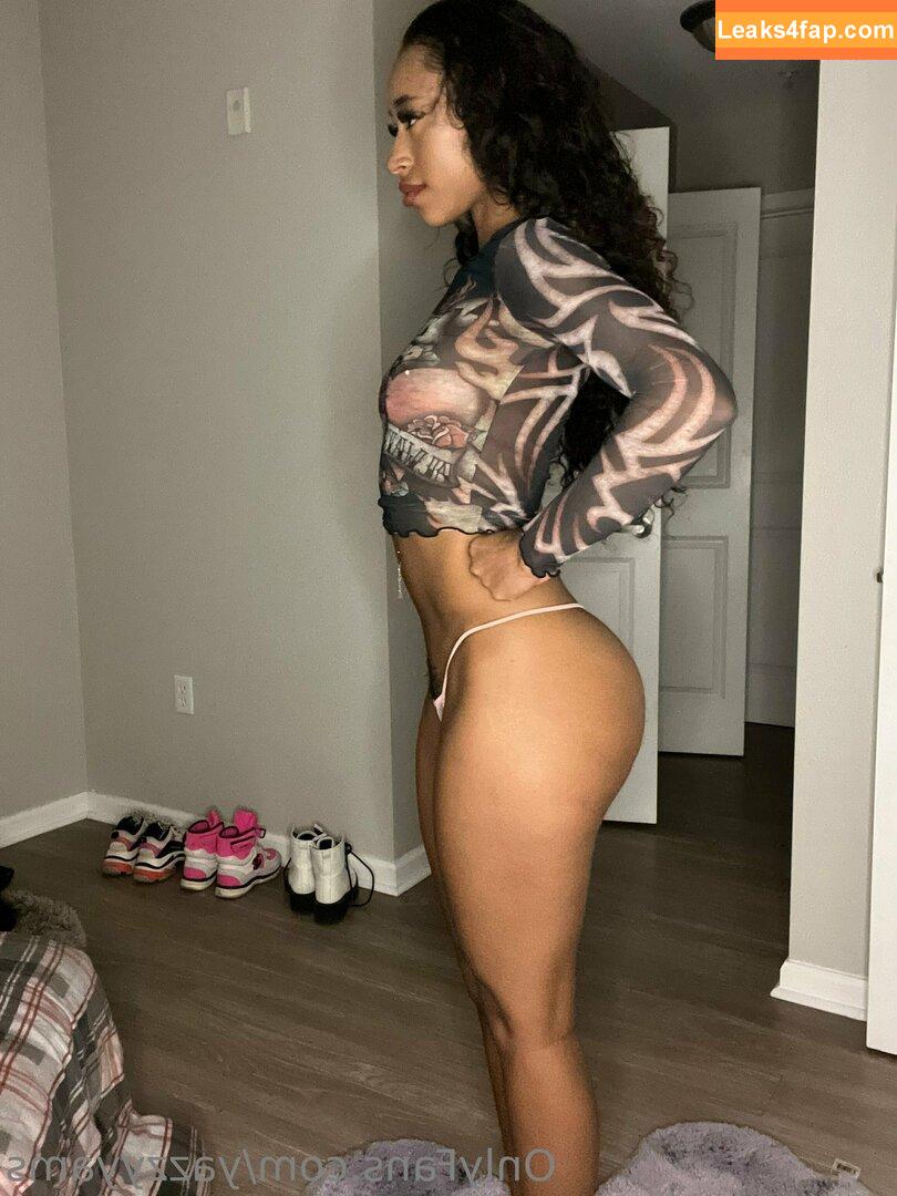 yazzyyams / Queen Yasmeena / yazzylonglegs leaked photo photo #0749