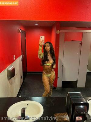 yazzyyams photo #0382