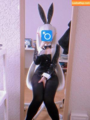Yclawz photo #0001
