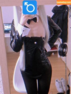 Yclawz photo #0007