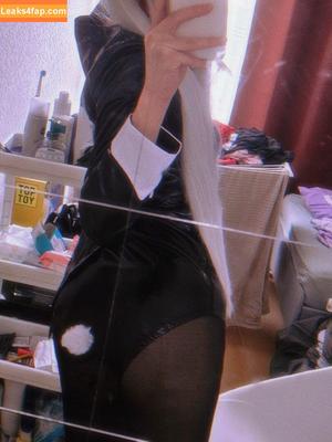 Yclawz photo #0008