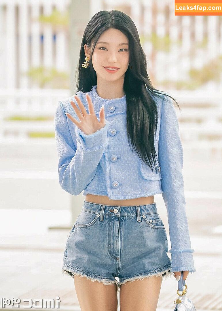 Yeji / Hwang Ye-ji / ITZY (예지 / yezyizhere leaked photo photo #0016