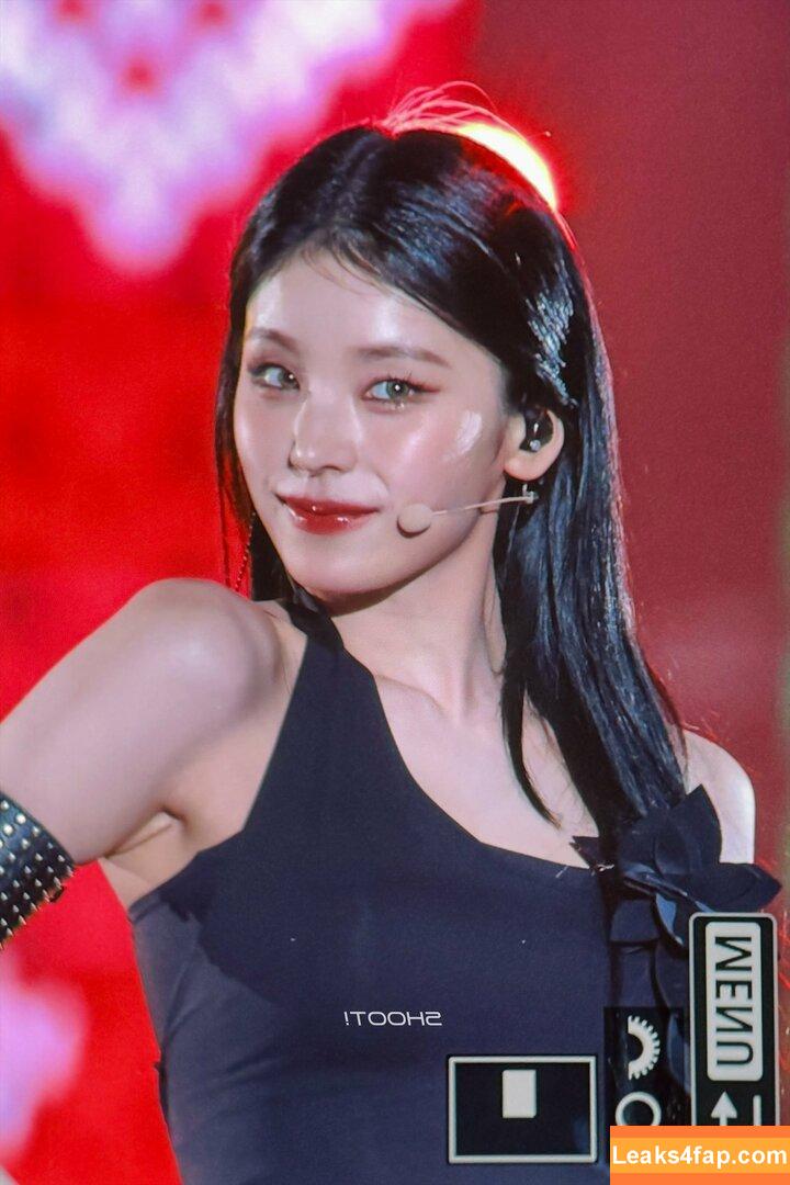 Yeji / Hwang Ye-ji / ITZY (예지 / yezyizhere leaked photo photo #0075