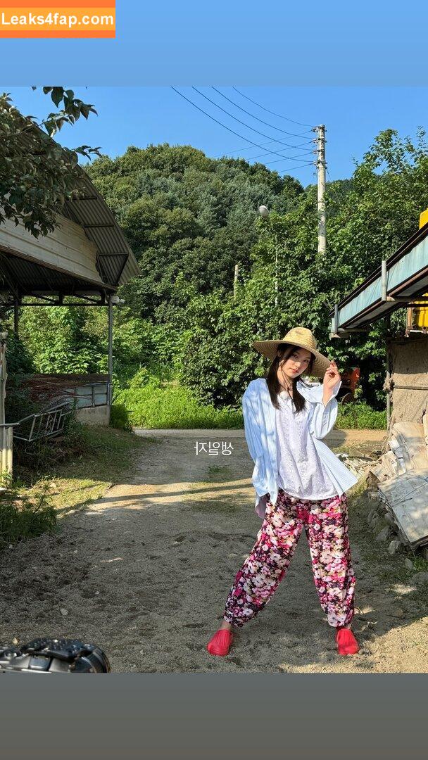 Yeji / Hwang Ye-ji / ITZY (예지 / yezyizhere слитое фото фото #0112