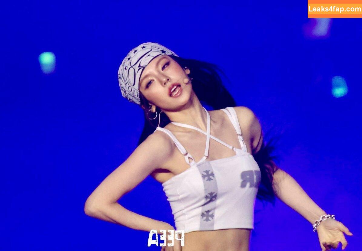 Yeji / Hwang Ye-ji / ITZY (예지 / yezyizhere leaked photo photo #0121