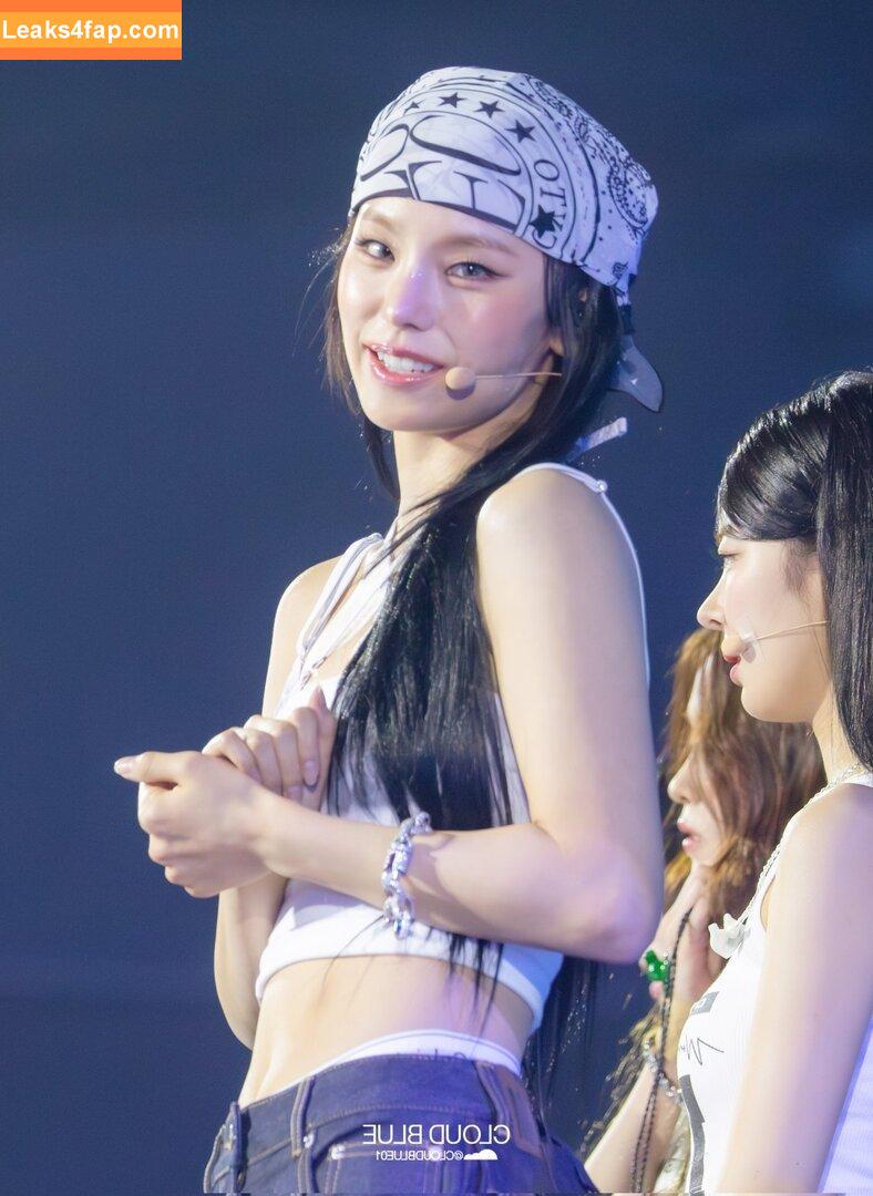 Yeji / Hwang Ye-ji / ITZY (예지 / yezyizhere слитое фото фото #0130