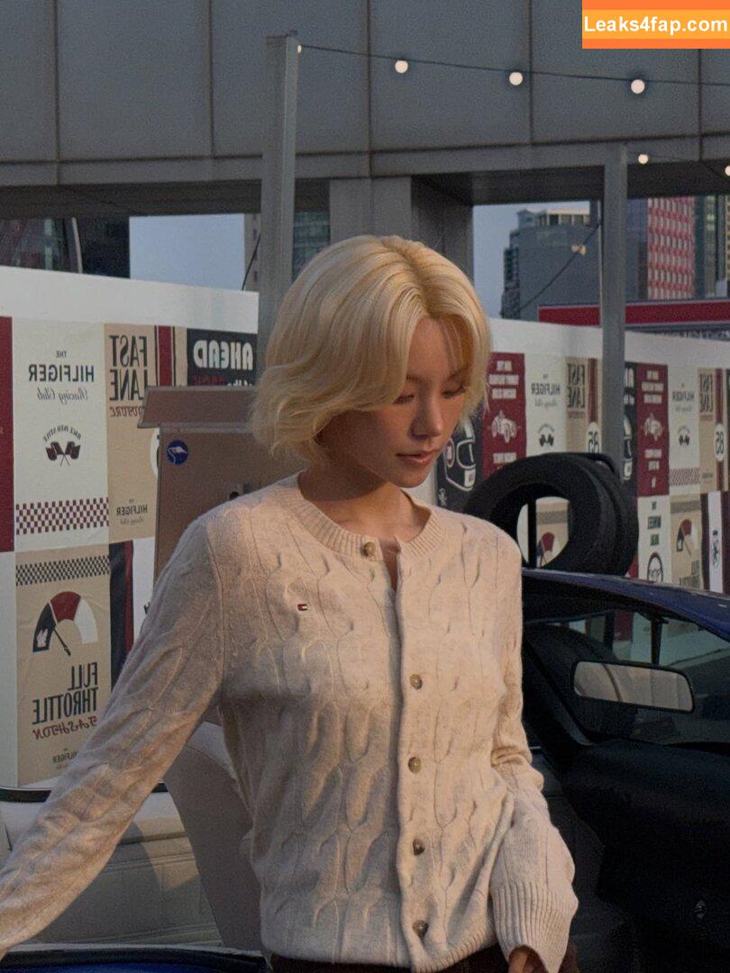 Yeji / Hwang Ye-ji / ITZY (예지 / yezyizhere leaked photo photo #0179