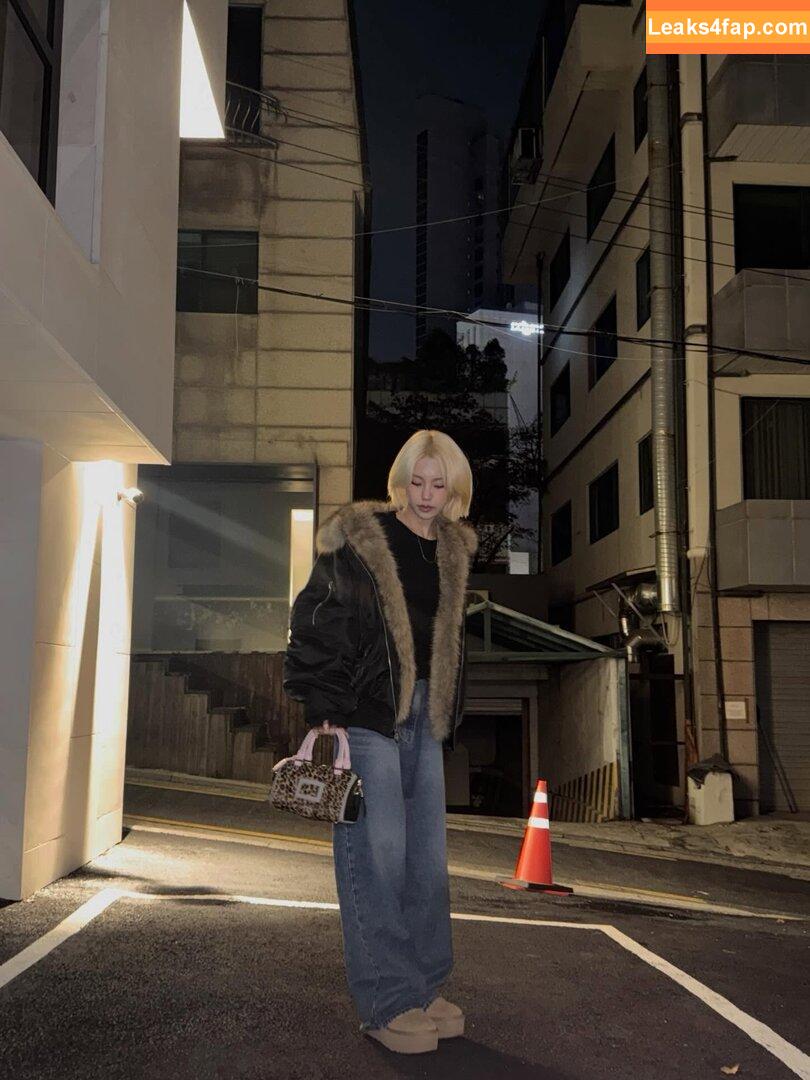 Yeji / Hwang Ye-ji / ITZY (예지 / yezyizhere leaked photo photo #0230