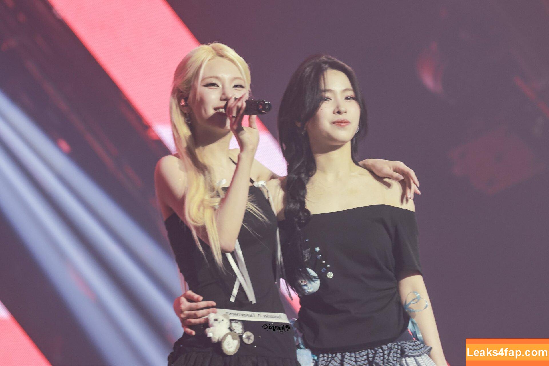 Yeji / Hwang Ye-ji / ITZY (예지 / yezyizhere leaked photo photo #0300