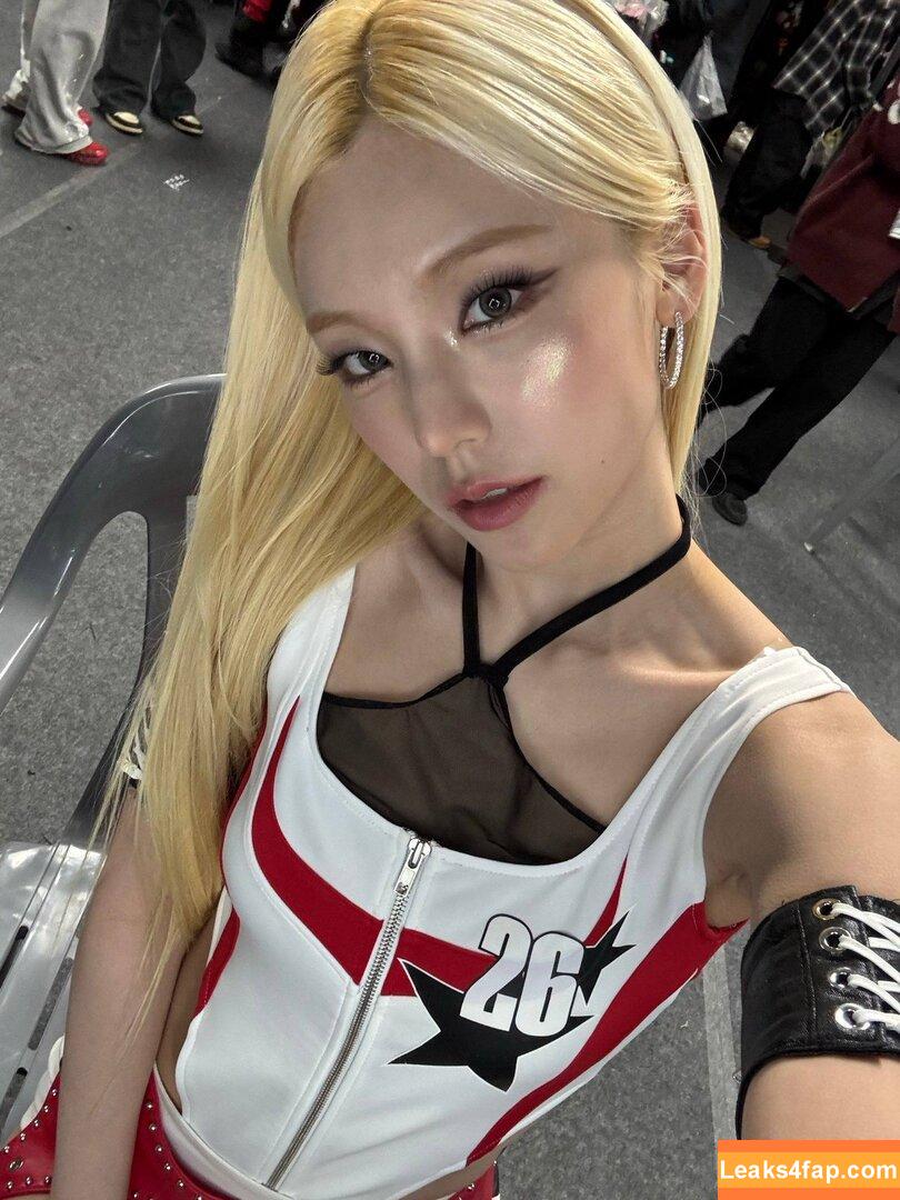 Yeji / Hwang Ye-ji / ITZY (예지 / yezyizhere leaked photo photo #0312