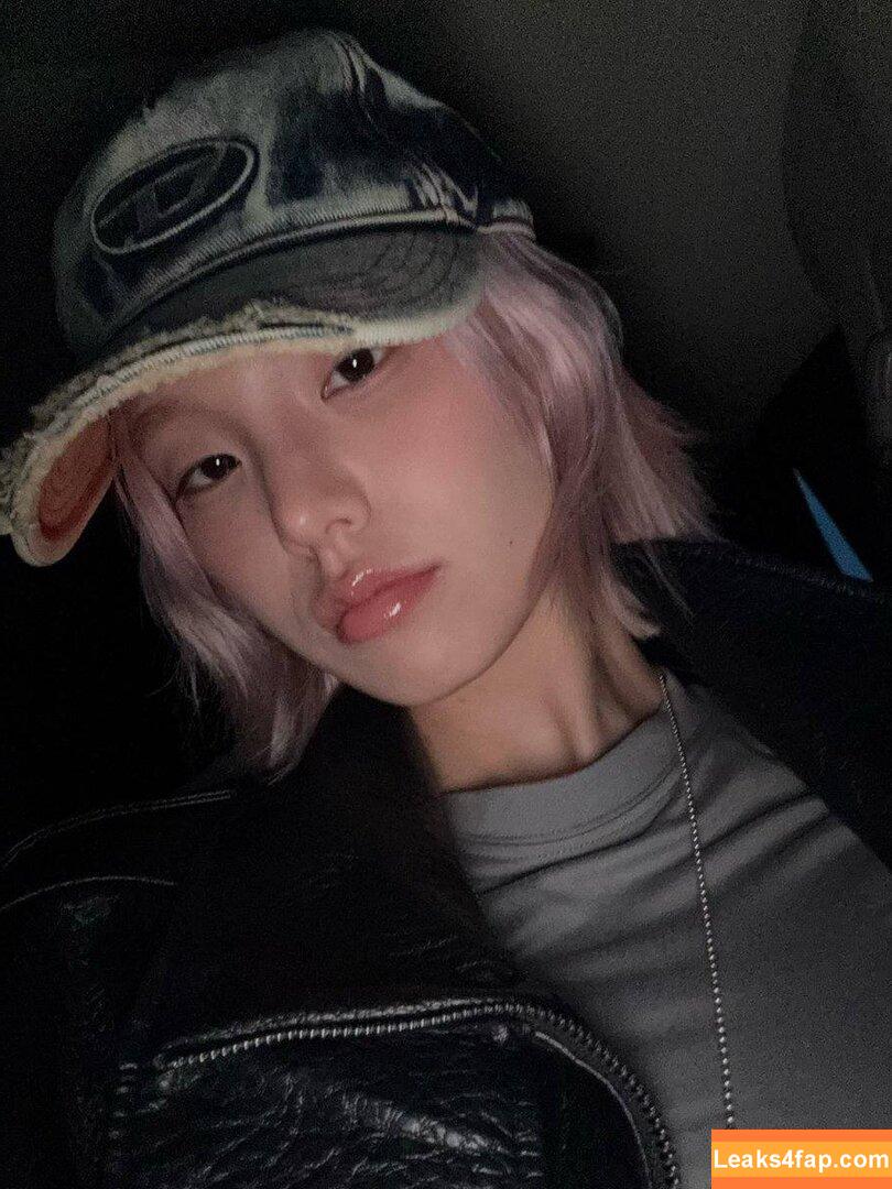Yeji / Hwang Ye-ji / ITZY (예지 / yezyizhere leaked photo photo #0324