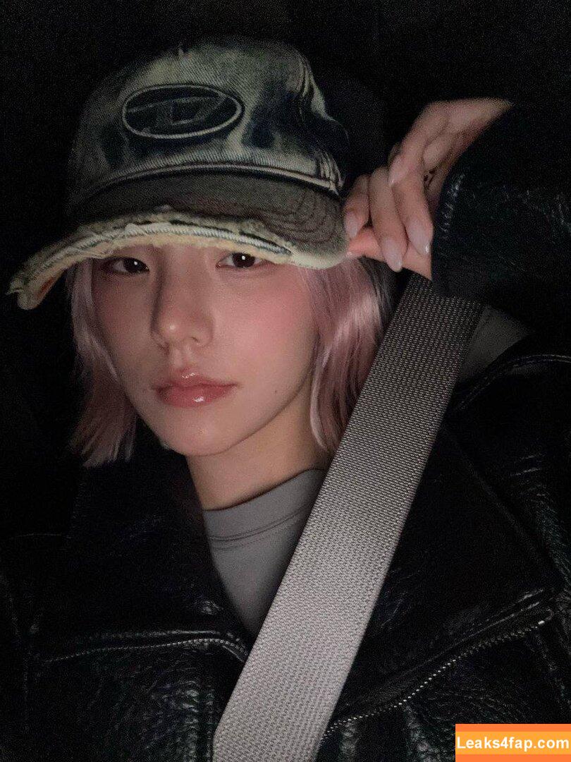 Yeji / Hwang Ye-ji / ITZY (예지 / yezyizhere leaked photo photo #0325