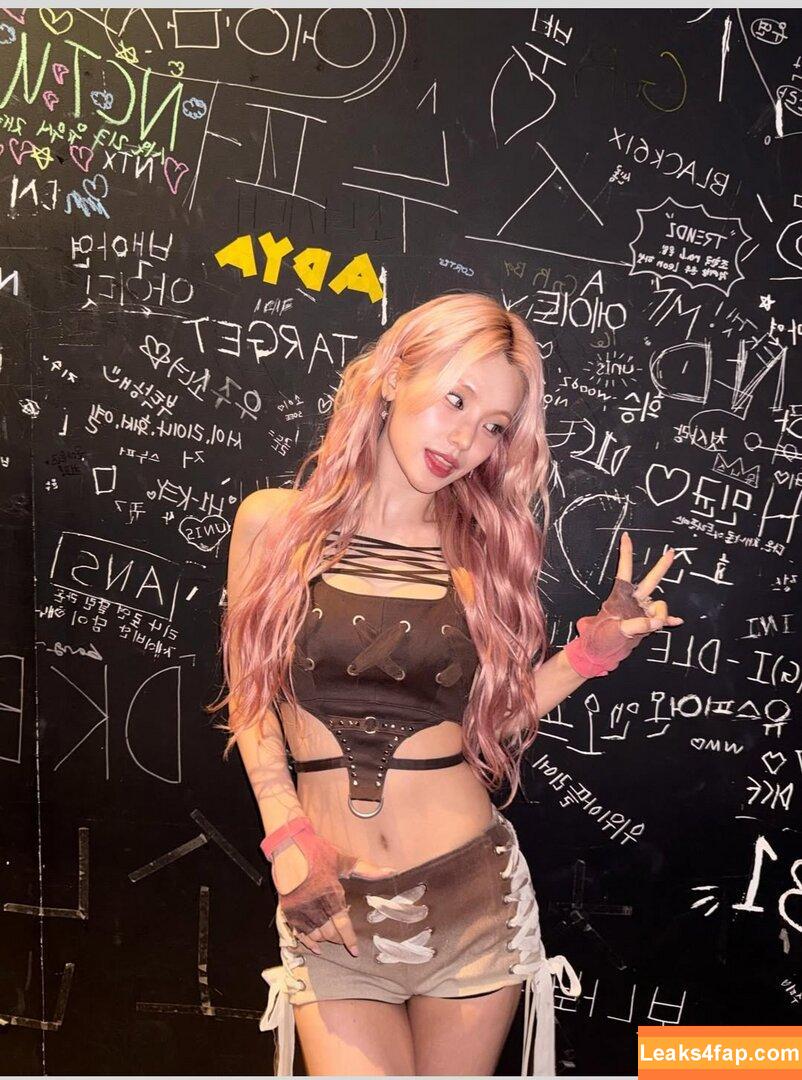 Yeji / Hwang Ye-ji / ITZY (예지 / yezyizhere leaked photo photo #0327
