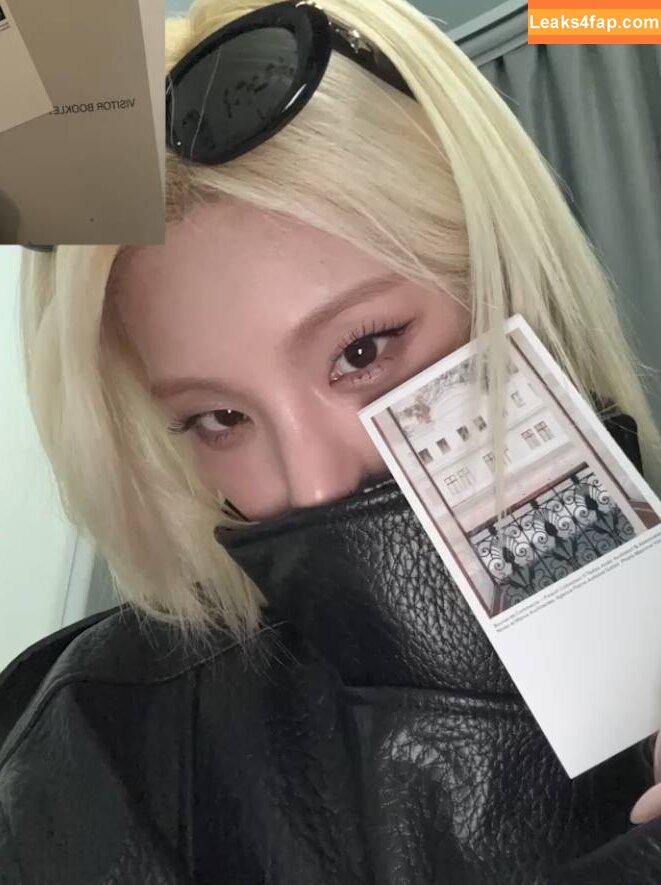 Yeji / Hwang Ye-ji / ITZY (예지 / yezyizhere слитое фото фото #0352