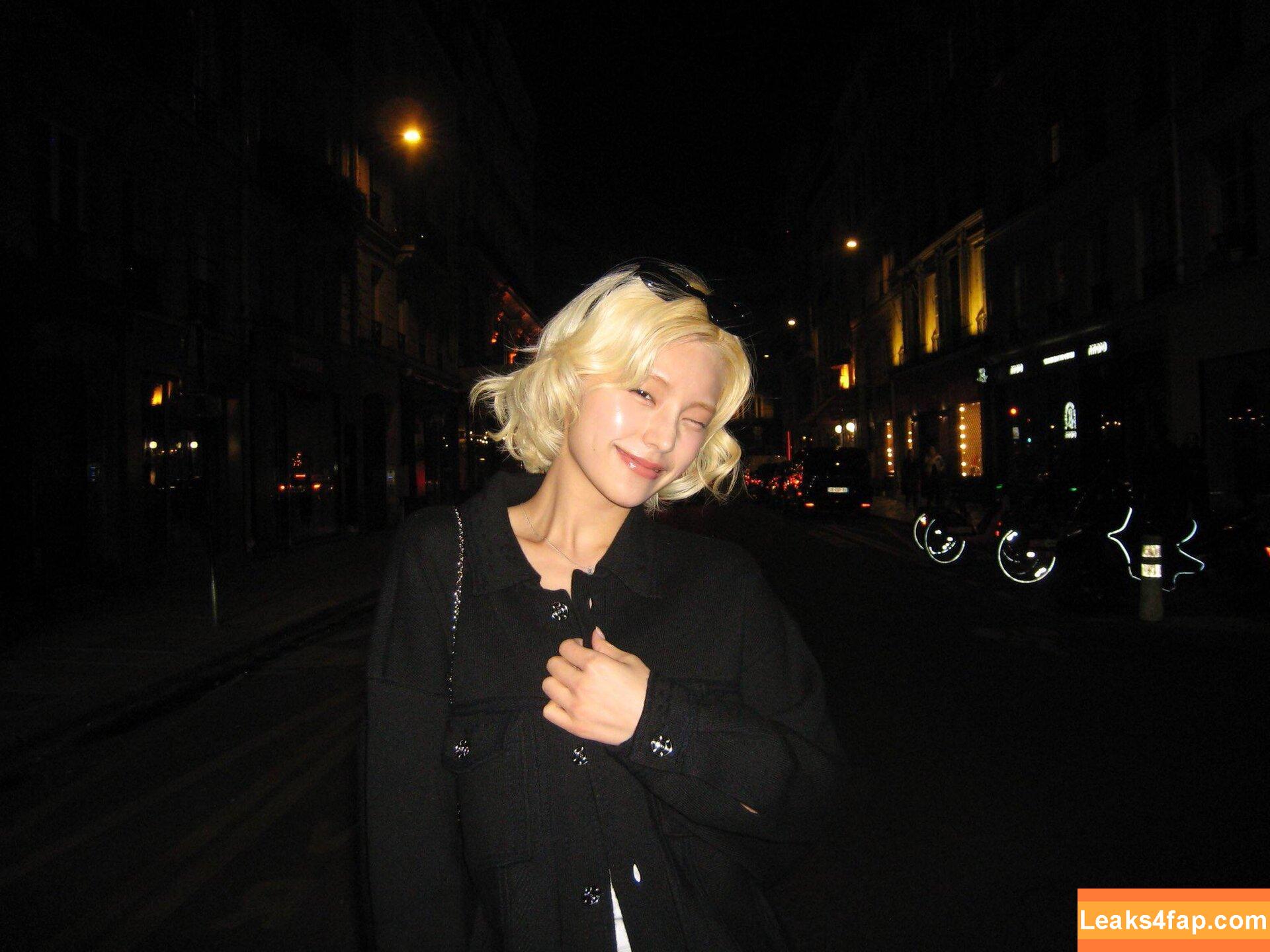 Yeji / Hwang Ye-ji / ITZY (예지 / yezyizhere слитое фото фото #0353