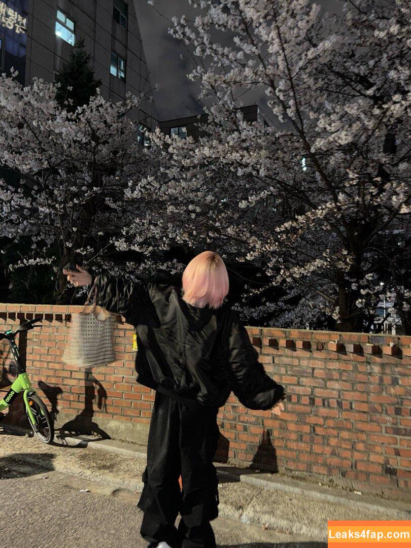 Yeji / Hwang Ye-ji / ITZY (예지 / yezyizhere leaked photo photo #0360