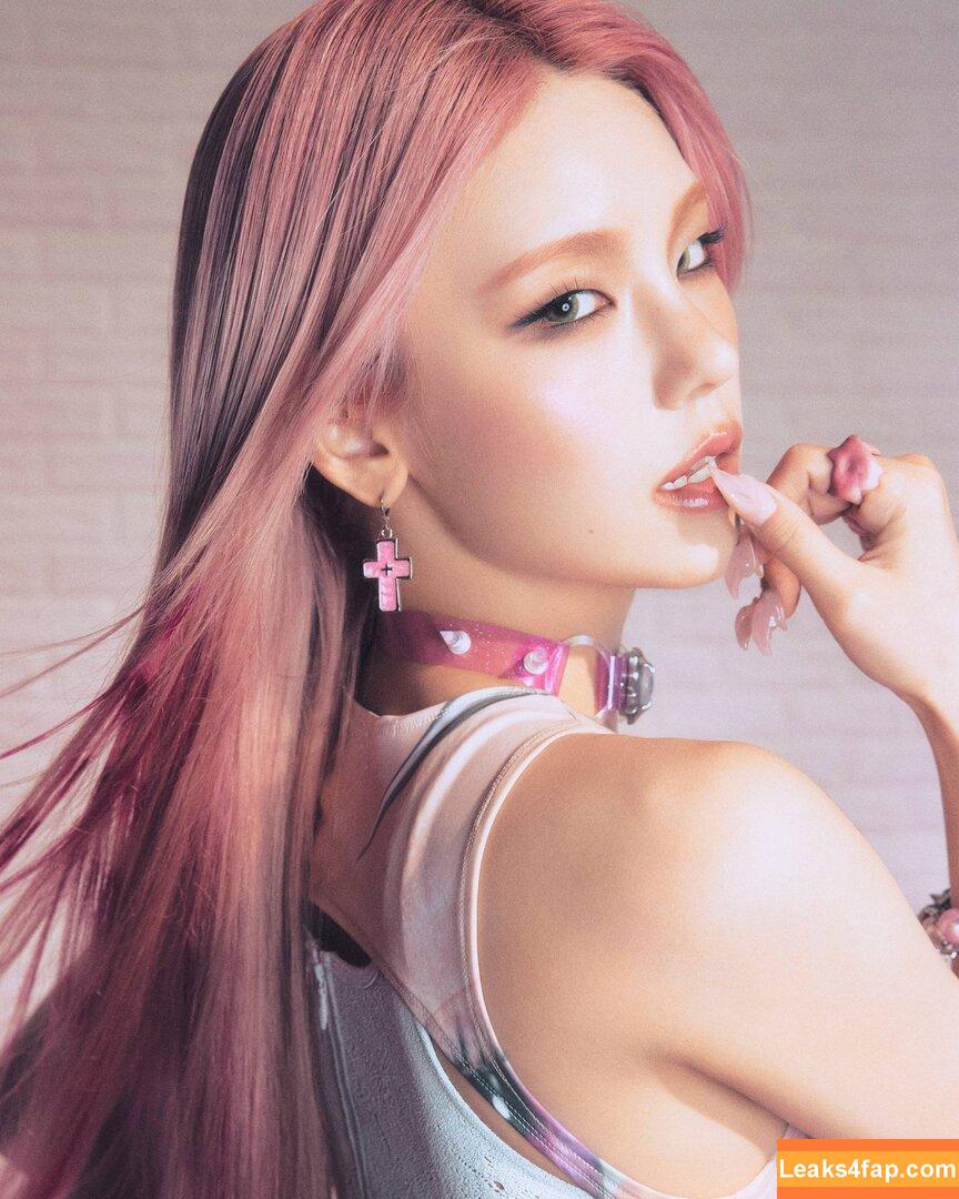 Yeji / Hwang Ye-ji / ITZY (예지 / yezyizhere leaked photo photo #0390