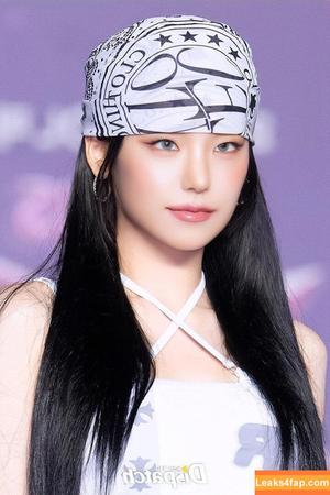 Yeji фото #0120