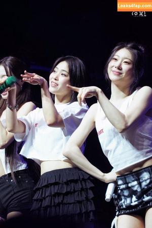 Yeji photo #0382