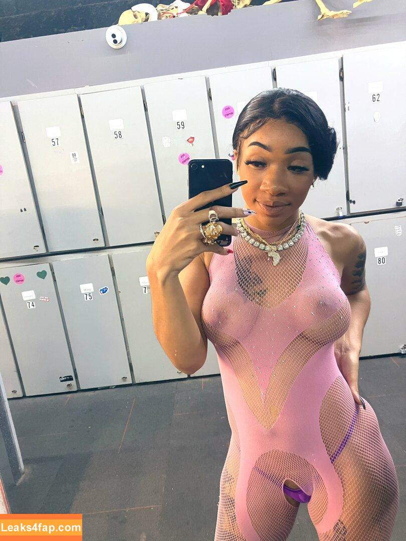 YellaBadXXX I YellaMae / Amaezing Mae / Therealyellamae / YellaMaeXXX / yellabadxxx / yellamaee leaked photo photo #0022