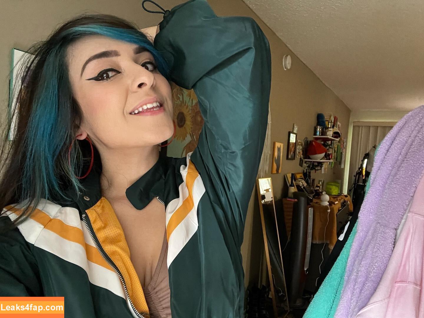 Yellowspoongirl leaked photo photo #0233