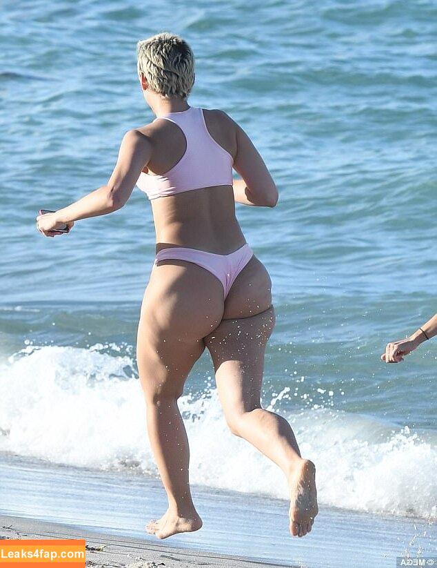 Yes Julz /  leaked photo photo #0017