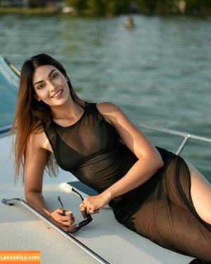 Yesha Sagar фото #0025