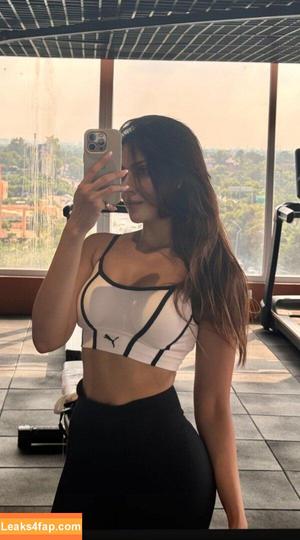 Yesha Sagar photo #0172