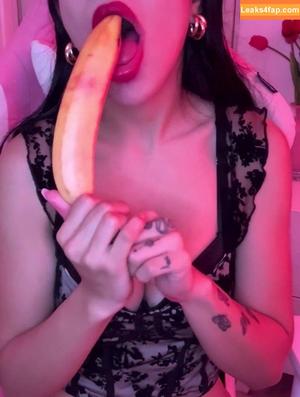 Yeya ASMR фото #0008
