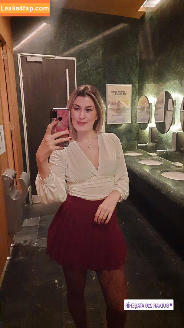 yildizozkan__ /  слитое фото фото #0016