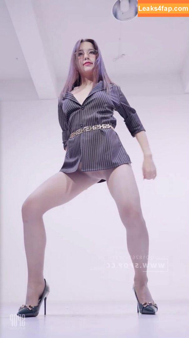 yingxiu.xyz / moliwushe.com / noey_yanisa / yingxiu__ leaked photo photo #2065