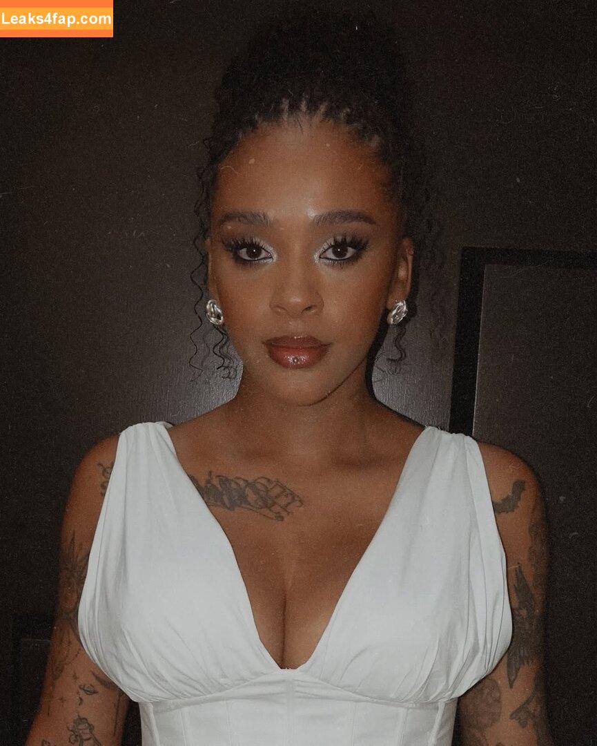 Yinka Bokinni / yinkabokinni leaked photo photo #0005