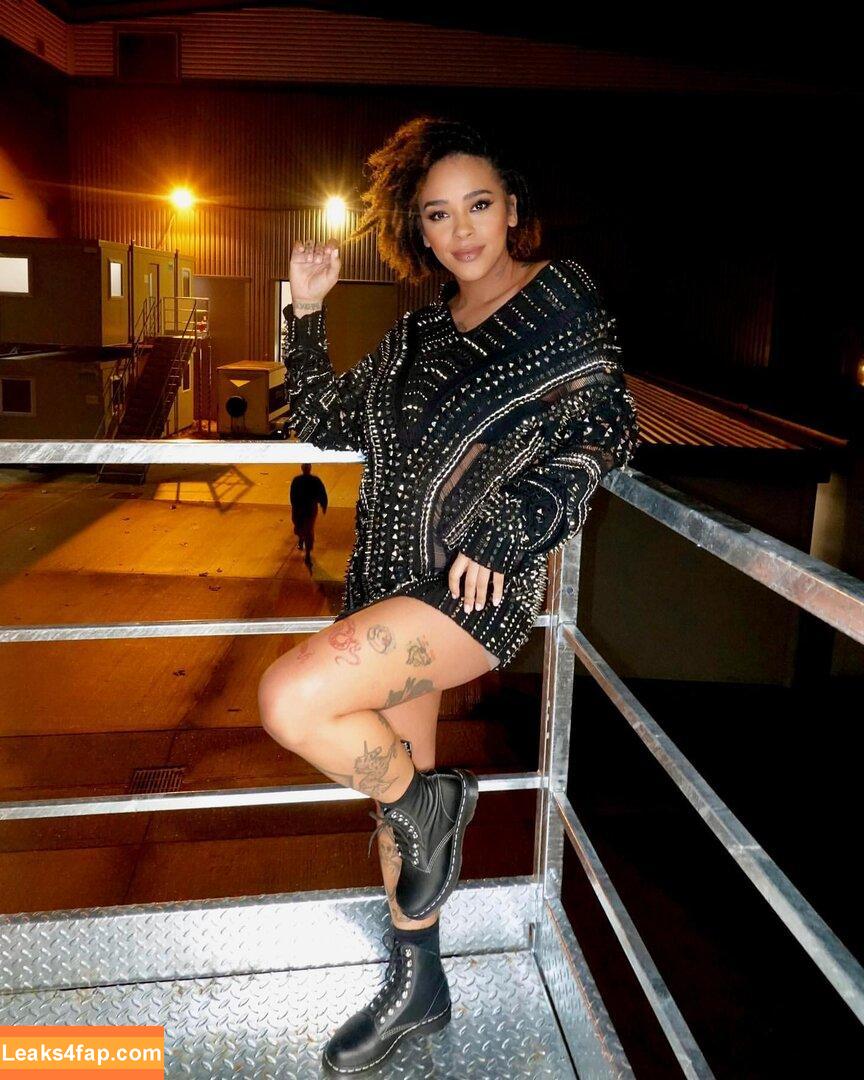 Yinka Bokinni / yinkabokinni leaked photo photo #0009