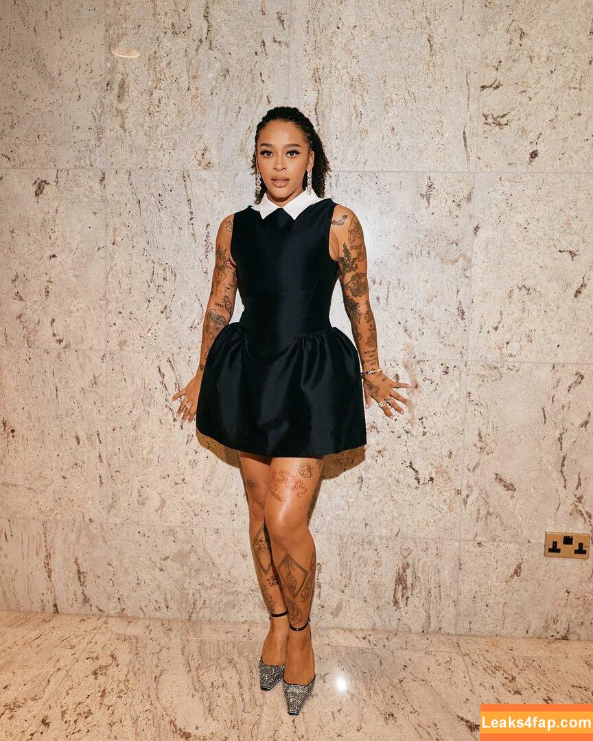 Yinka Bokinni / yinkabokinni leaked photo photo #0011