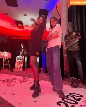 Yinsu Collins photo #0064