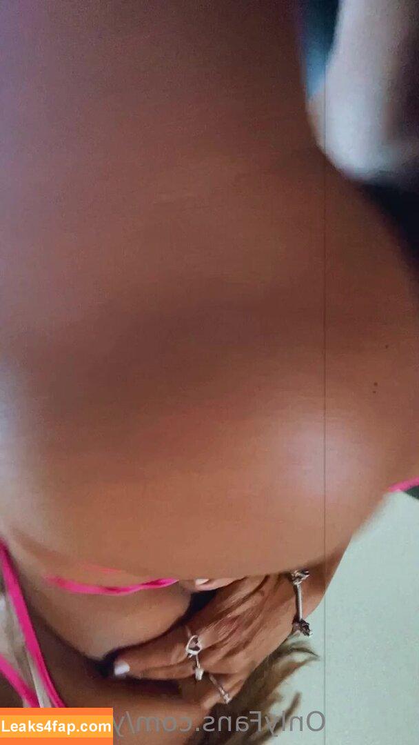 Yliana Diaz / https: / ylidiaz_2 слитое фото фото #0035