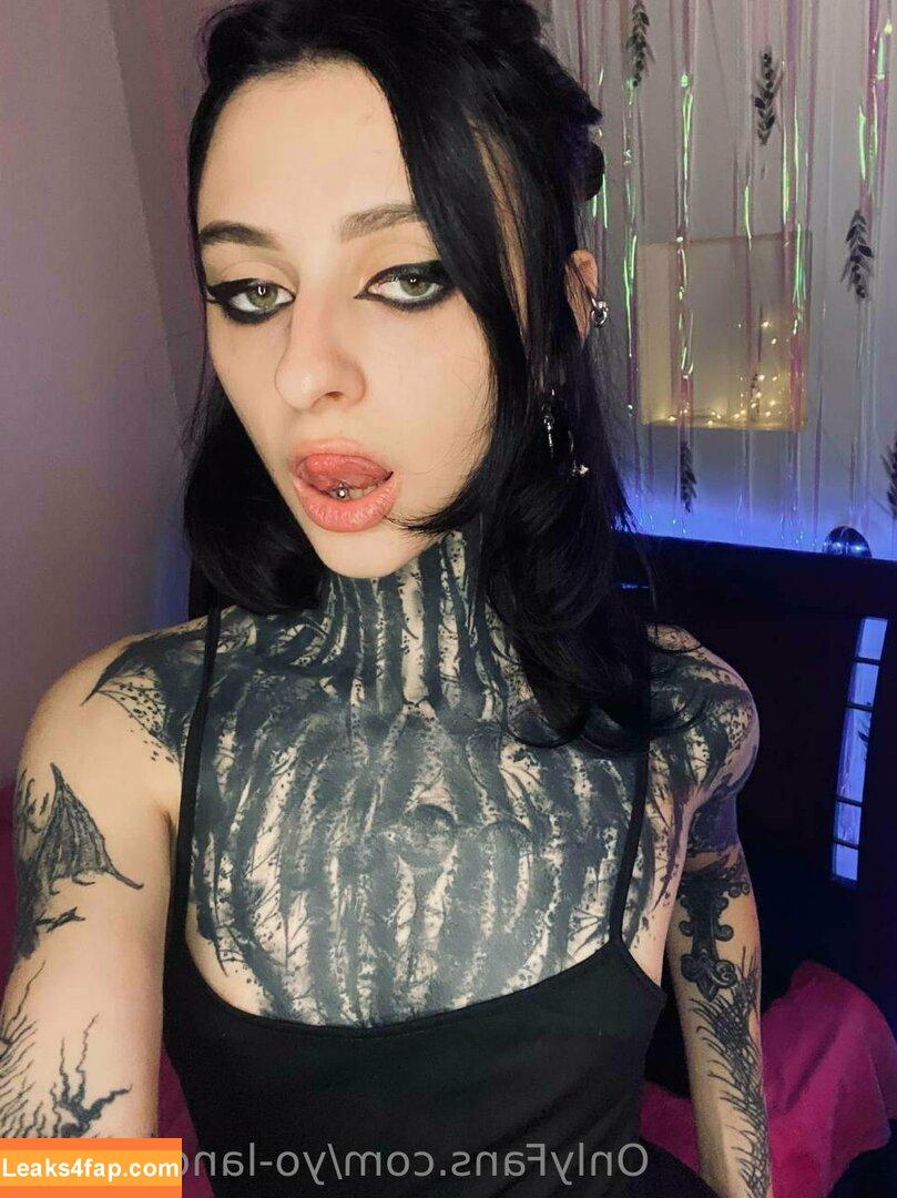 yo-landi_black / zefside.represent leaked photo photo #0002