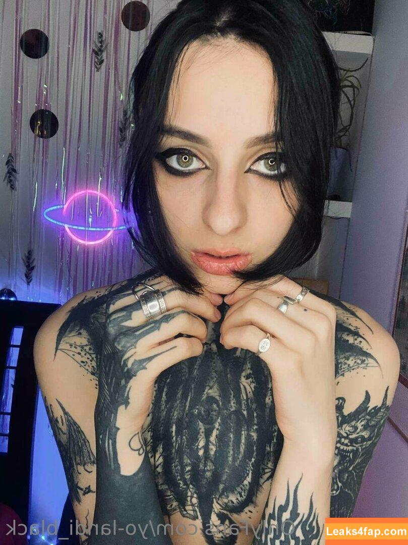 yo-landi_black / zefside.represent leaked photo photo #0004