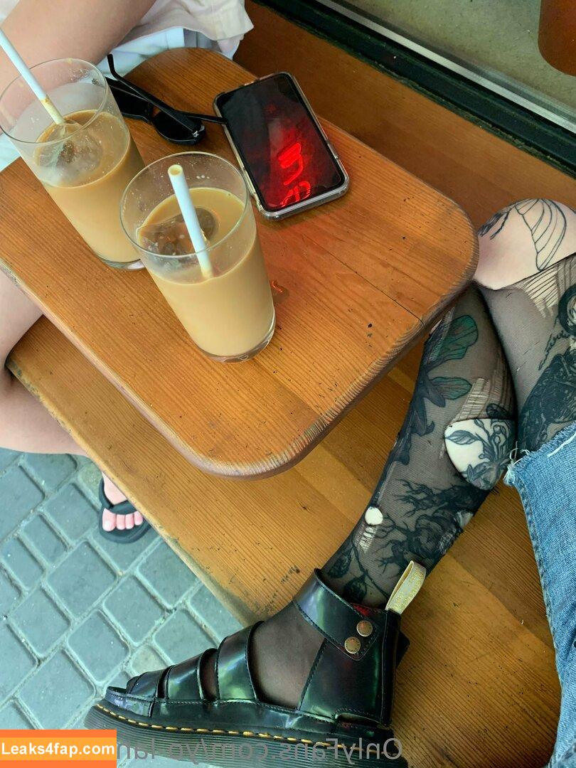 yo-landi_black / zefside.represent leaked photo photo #0012