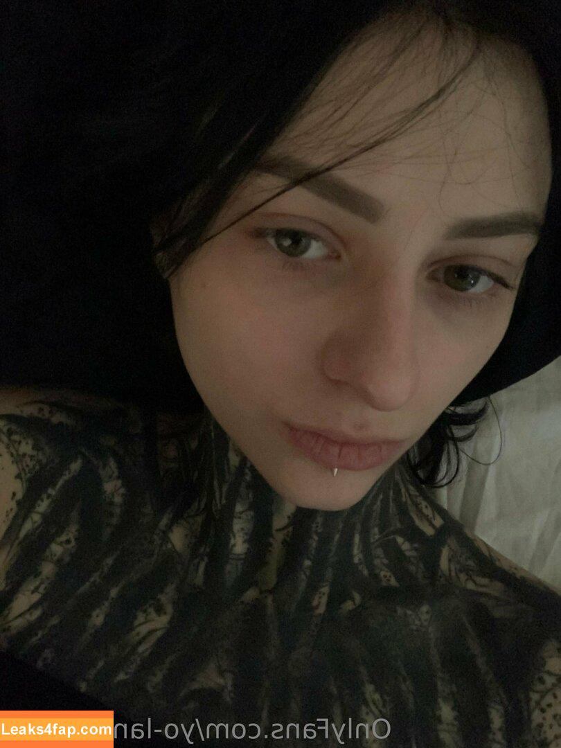 yo-landi_black / zefside.represent leaked photo photo #0018