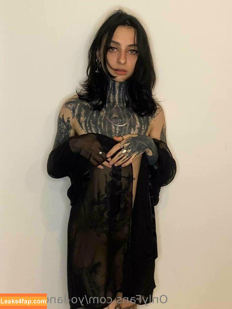 yo-landi_black / zefside.represent leaked photo photo #0020