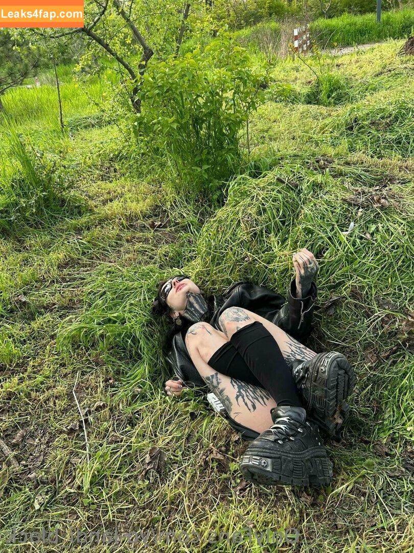 yo-landi_black / zefside.represent leaked photo photo #0159