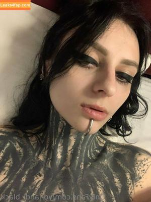 yo-landi_black photo #0016