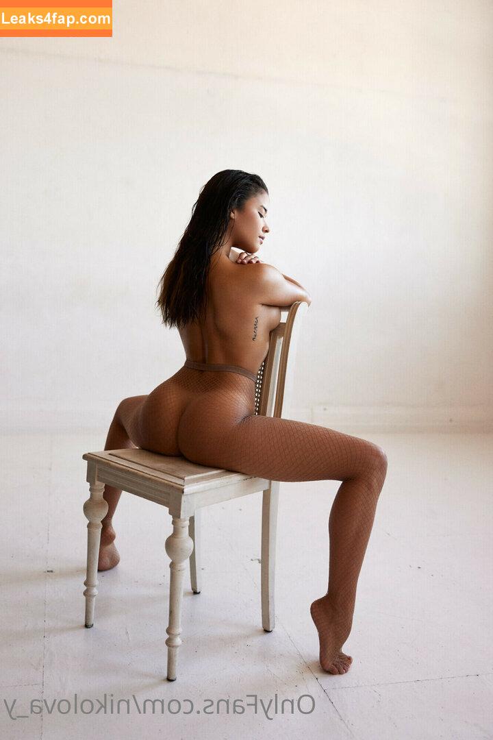 Yoana Nikolova / https: / nikolova_y слитое фото фото #0016