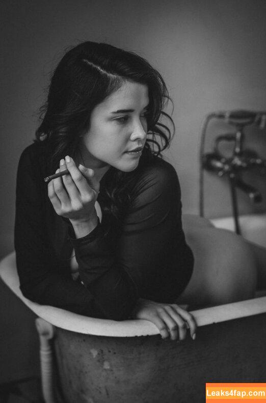 Yoana Nikolova / https: / nikolova_y leaked photo photo #0412