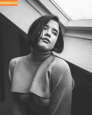 Yoana Nikolova фото #0025